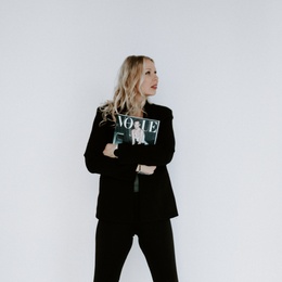 Anna Sofia Visual Studio